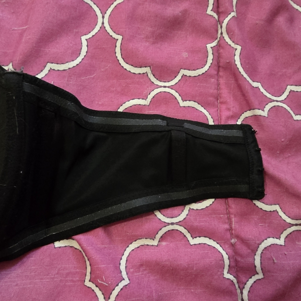 44G Wacoal Black Strapless Bra Stay Put Grippers. - Picture 12 of 12